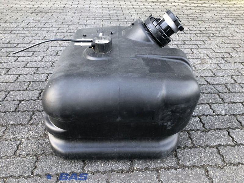 Mercedes-Benz Brandstoftank Mercedes 120 Liter A 967 471 04 01 - Drivstofftank for Lastebil: bilde 4 Mercedes-Benz Brandstoftank Mercedes 120 Liter A 967 471 04 01 - Drivstofftank for Lastebil: bilde 4