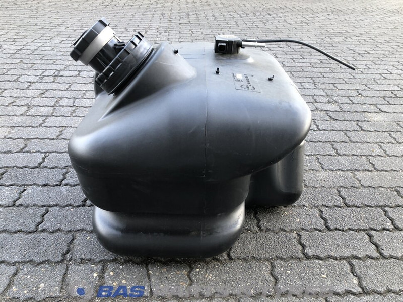 Mercedes-Benz Brandstoftank Mercedes 120 Liter A 967 471 04 01 - Drivstofftank for Lastebil: bilde 2 Mercedes-Benz Brandstoftank Mercedes 120 Liter A 967 471 04 01 - Drivstofftank for Lastebil: bilde 2