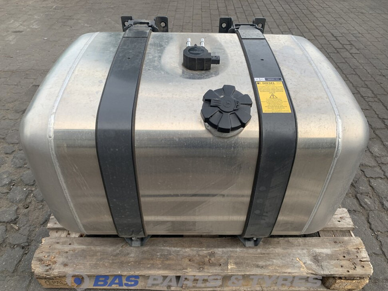 Mercedes-Benz Brandstoftank Mercedes 290 Liter A 009 542 81 18 - Drivstofftank for Lastebil: bilde 1 Mercedes-Benz Brandstoftank Mercedes 290 Liter A 009 542 81 18 - Drivstofftank for Lastebil: bilde 1