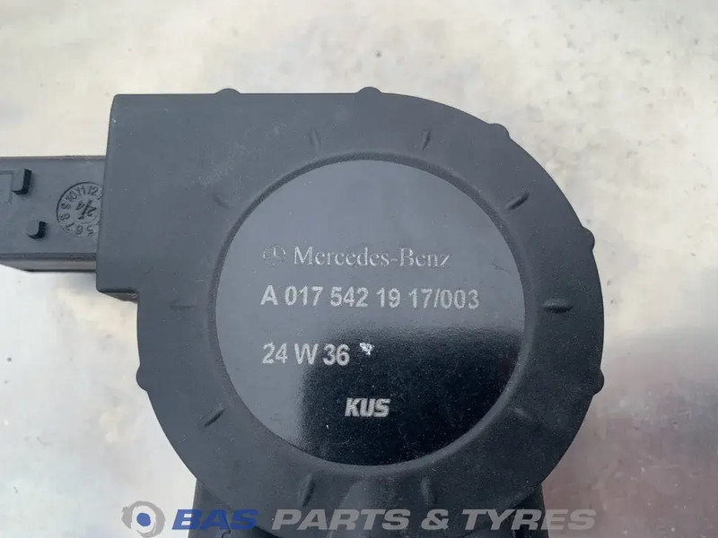 Mercedes-Benz Brandstoftank Mercedes 290 Liter A 960 470 00 04 - Drivstofftank for Lastebil: bilde 5 Mercedes-Benz Brandstoftank Mercedes 290 Liter A 960 470 00 04 - Drivstofftank for Lastebil: bilde 5