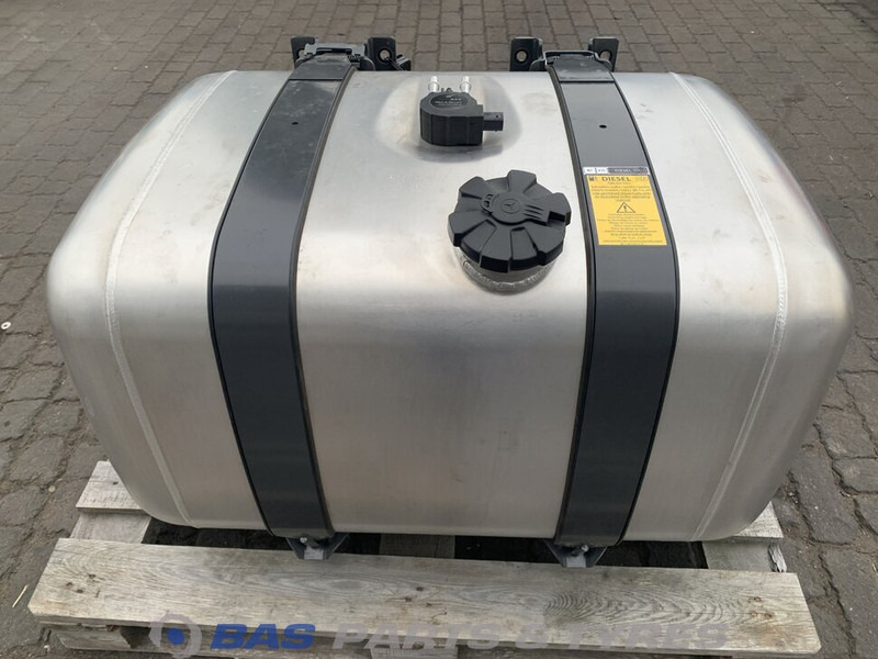 Mercedes-Benz Brandstoftank Mercedes 290 Liter A 960 470 00 04 - Drivstofftank for Lastebil: bilde 1 Mercedes-Benz Brandstoftank Mercedes 290 Liter A 960 470 00 04 - Drivstofftank for Lastebil: bilde 1