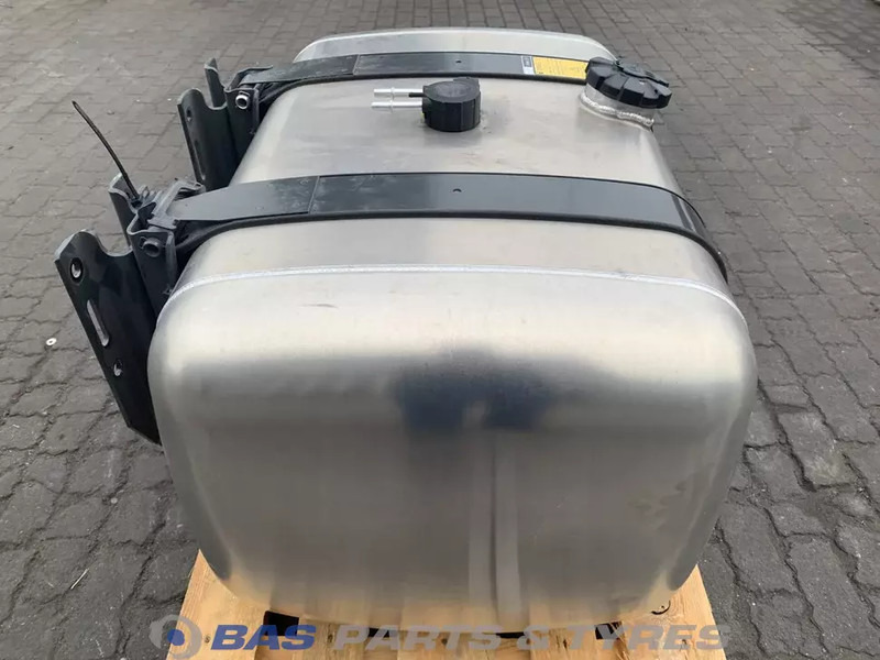 Mercedes-Benz Brandstoftank Mercedes 290 Liter A 960 470 00 04 - Drivstofftank for Lastebil: bilde 4 Mercedes-Benz Brandstoftank Mercedes 290 Liter A 960 470 00 04 - Drivstofftank for Lastebil: bilde 4