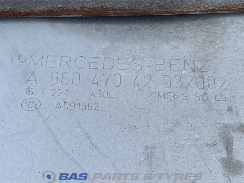 Mercedes-Benz Brandstoftank Mercedes 430 Liter A 960 475 27 03 - Drivstofftank for Lastebil: bilde 5 Mercedes-Benz Brandstoftank Mercedes 430 Liter A 960 475 27 03 - Drivstofftank for Lastebil: bilde 5