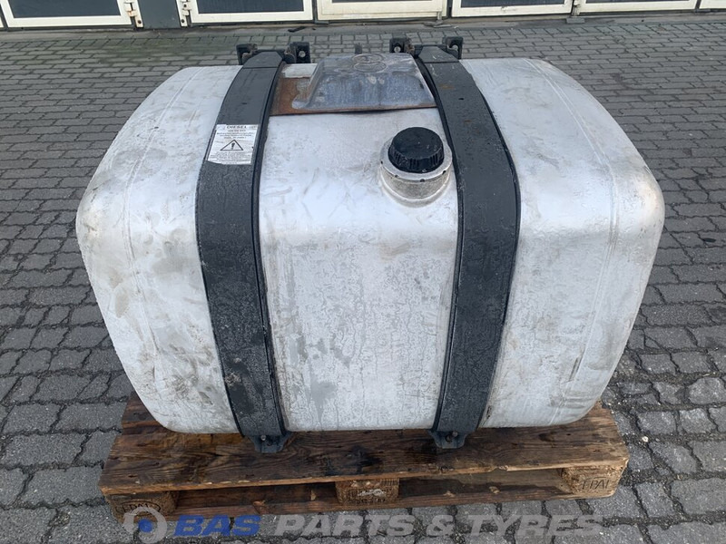Mercedes-Benz Brandstoftank Mercedes 430 Liter A 960 475 27 03 - Drivstofftank for Lastebil: bilde 1 Mercedes-Benz Brandstoftank Mercedes 430 Liter A 960 475 27 03 - Drivstofftank for Lastebil: bilde 1