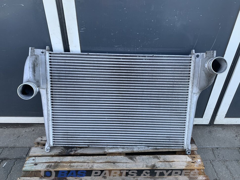 Mercedes-Benz Intercooler Mercedes A 961 500 04 02 - Intercooler for Lastebil: bilde 1 Mercedes-Benz Intercooler Mercedes A 961 500 04 02 - Intercooler for Lastebil: bilde 1