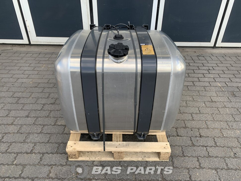 Mercedes-Benz - Drivstofftank for Lastebil: bilde 1 Mercedes-Benz - Drivstofftank for Lastebil: bilde 1