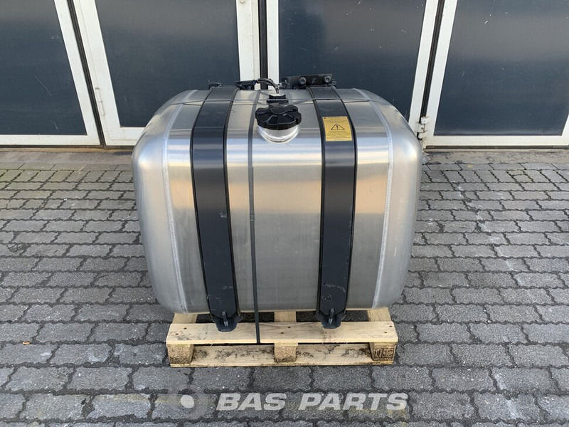 Mercedes-Benz - Drivstofftank for Lastebil: bilde 1 Mercedes-Benz - Drivstofftank for Lastebil: bilde 1