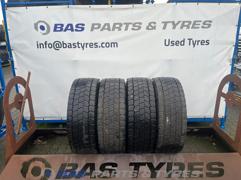 Michelin Remix Michelin Remix 295/60R22.5 X Multi D 150/147 M+S 3PMSF gebruikte set - Dekk for Lastebil: bilde 1 Michelin Remix Michelin Remix 295/60R22.5 X Multi D 150/147 M+S 3PMSF gebruikte set - Dekk for Lastebil: bilde 1