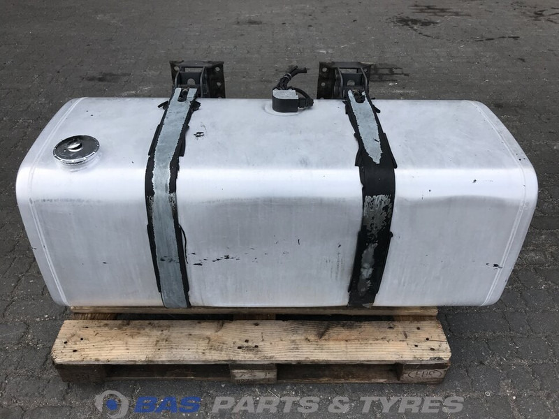 Renault - Drivstofftank for Lastebil: bilde 1 Renault - Drivstofftank for Lastebil: bilde 1