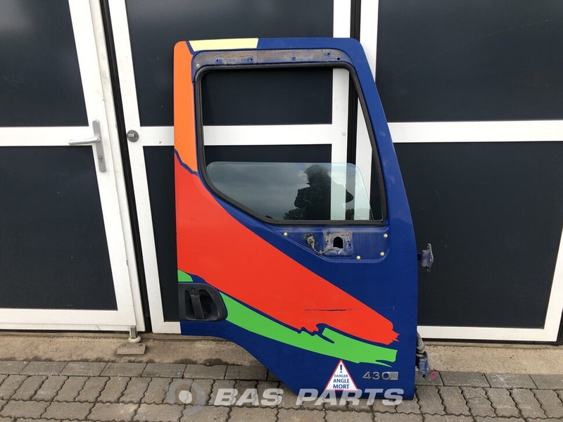 Renault Premium Euro 4-5 Portier Rechts Renault 7420832787 - Dør og deler for Lastebil: bilde 1 Renault Premium Euro 4-5 Portier Rechts Renault 7420832787 - Dør og deler for Lastebil: bilde 1