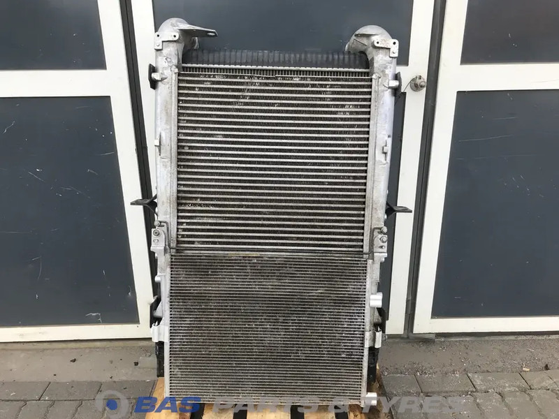 Renault Premium (Meerdere types) Koelerpakket Renault DXi11 430 7484201975 - Radiator for Lastebil: bilde 2 Renault Premium (Meerdere types) Koelerpakket Renault DXi11 430 7484201975 - Radiator for Lastebil: bilde 2