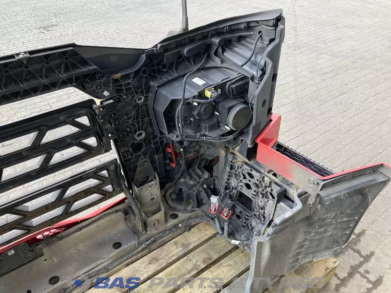 Renault T-Serie Bumper Renault 7482291437 - Støtfanger for Lastebil: bilde 4 Renault T-Serie Bumper Renault 7482291437 - Støtfanger for Lastebil: bilde 4