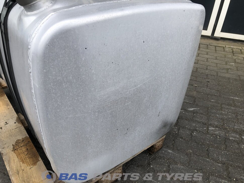 Scania Brandstoftank Scania 625 Liter 1887755 - Drivstofftank for Lastebil: bilde 5 Scania Brandstoftank Scania 625 Liter 1887755 - Drivstofftank for Lastebil: bilde 5