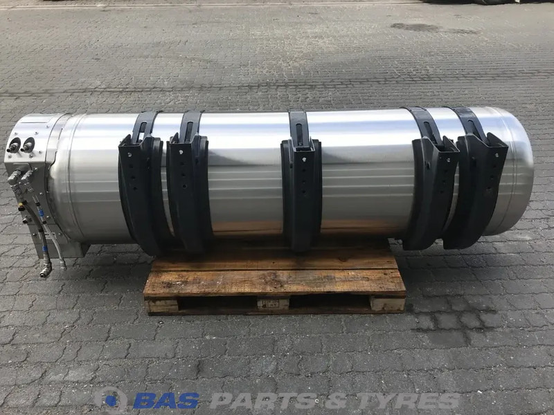 Scania - Drivstofftank for Lastebil: bilde 3 Scania - Drivstofftank for Lastebil: bilde 3