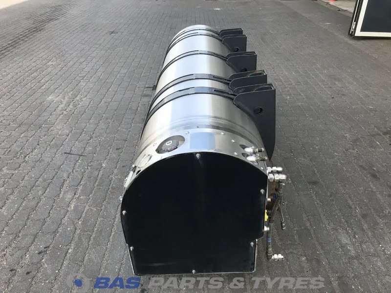 Scania - Drivstofftank for Lastebil: bilde 2 Scania - Drivstofftank for Lastebil: bilde 2