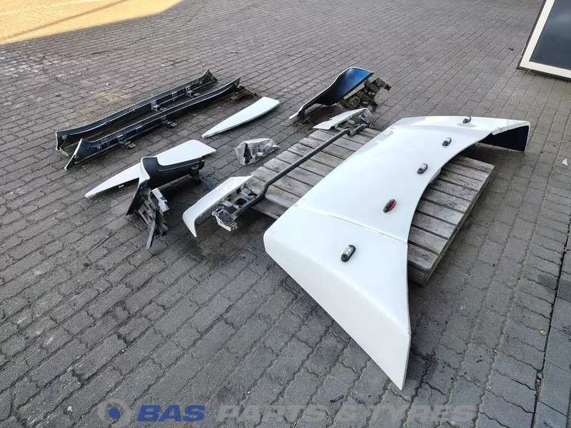 Scania R-Serie NextGen Spoilerset Scania CR-17 Normal L2H2 2720470 - Aerodynamikk/ Spoiler for Lastebil: bilde 3 Scania R-Serie NextGen Spoilerset Scania CR-17 Normal L2H2 2720470 - Aerodynamikk/ Spoiler for Lastebil: bilde 3