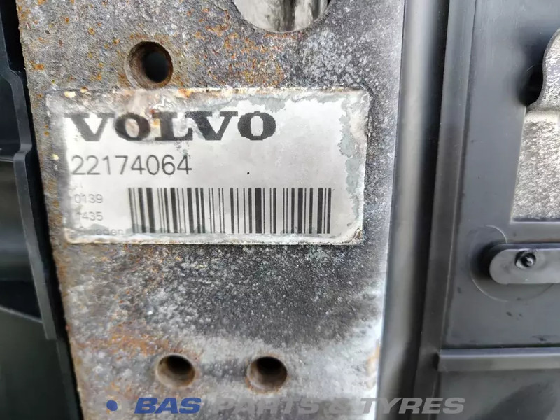 Volvo FH4 - Radiator for Lastebil: bilde 2 Volvo FH4 - Radiator for Lastebil: bilde 2