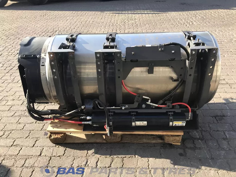 Volvo - Drivstofftank for Lastebil: bilde 3 Volvo - Drivstofftank for Lastebil: bilde 3