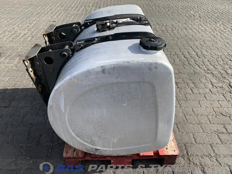 Volvo - Drivstofftank for Lastebil: bilde 4 Volvo - Drivstofftank for Lastebil: bilde 4
