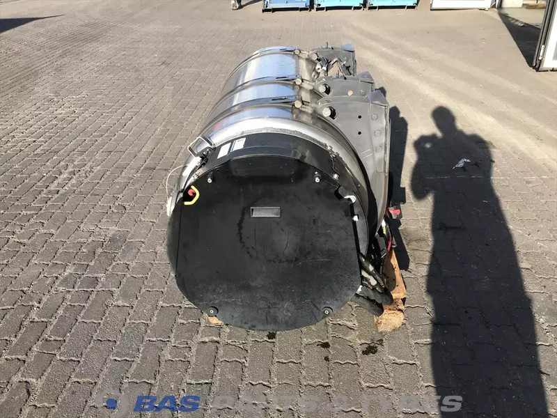 Volvo - Drivstofftank for Lastebil: bilde 2 Volvo - Drivstofftank for Lastebil: bilde 2