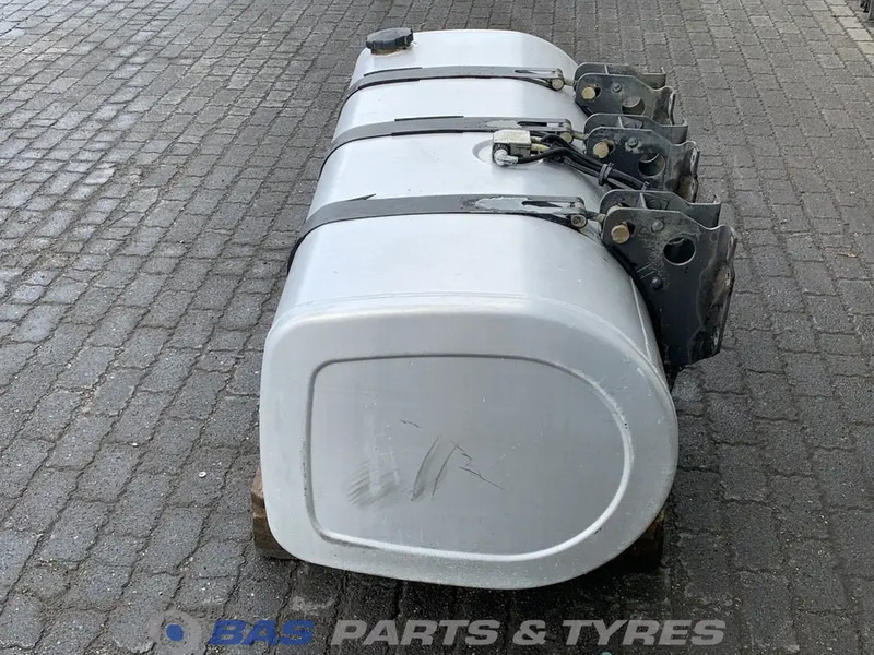 Volvo - Drivstofftank for Lastebil: bilde 3 Volvo - Drivstofftank for Lastebil: bilde 3