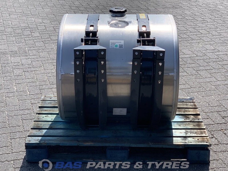 Volvo - Drivstofftank for Lastebil: bilde 3 Volvo - Drivstofftank for Lastebil: bilde 3