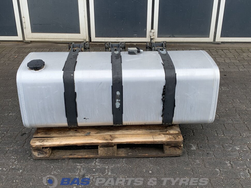 Volvo - Drivstofftank for Lastebil: bilde 1 Volvo - Drivstofftank for Lastebil: bilde 1