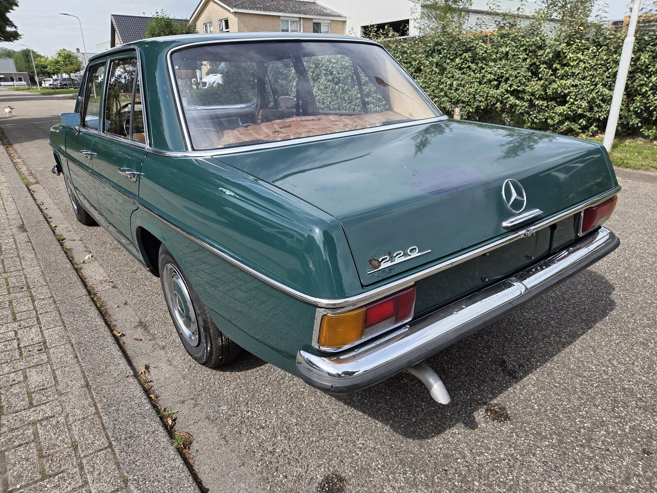 Mercedes-Benz 220 (W115) auto - Personenbil: bilde 5 Mercedes-Benz 220 (W115) auto - Personenbil: bilde 5