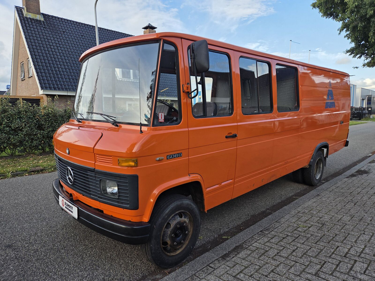 Mercedes-Benz L 608 D dubbel cabine (26700 km) goederen en personen bestelwagen - Persontransport: bilde 4 Mercedes-Benz L 608 D dubbel cabine (26700 km) goederen en personen bestelwagen - Persontransport: bilde 4