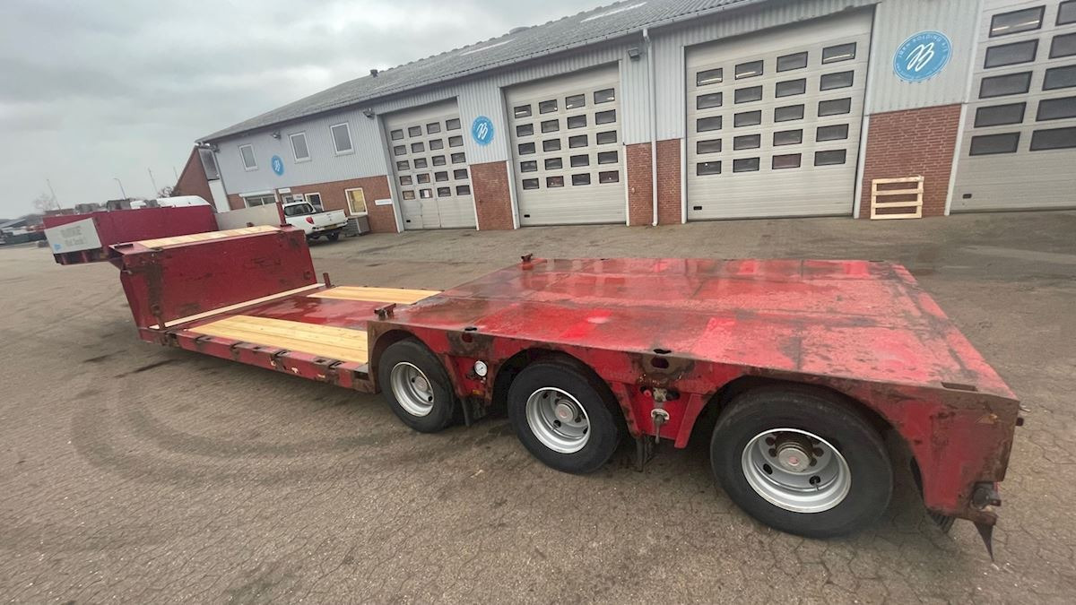 Doll T3L Sengetrailer - Lavloader semitrailer: bilde 3 Doll T3L Sengetrailer - Lavloader semitrailer: bilde 3