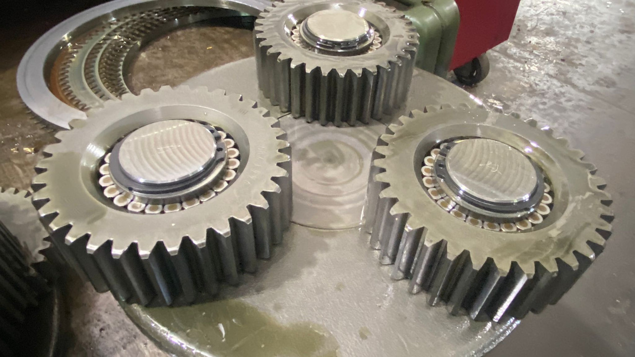 Sluttdrev for Bygg og anlegg MANDO FINAL FAT450/044 LIEBHERR R954B: bilde 6