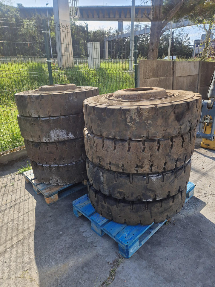 RUEDAS MACIZAS 12.00R20 - Komplett hjul for Bygg og anlegg: bilde 4 RUEDAS MACIZAS 12.00R20 - Komplett hjul for Bygg og anlegg: bilde 4