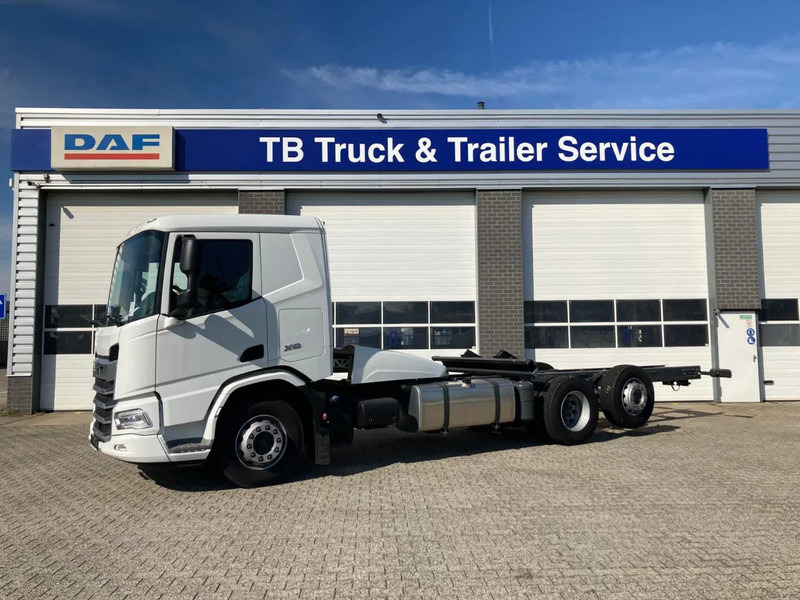 DAF XD 450 FAN CHASSIS SLEEPER CAB PTO STEERING LIFTAXLE 480WB - NEW - Chassis lastebil: bilde 1 DAF XD 450 FAN CHASSIS SLEEPER CAB PTO STEERING LIFTAXLE 480WB - NEW - Chassis lastebil: bilde 1