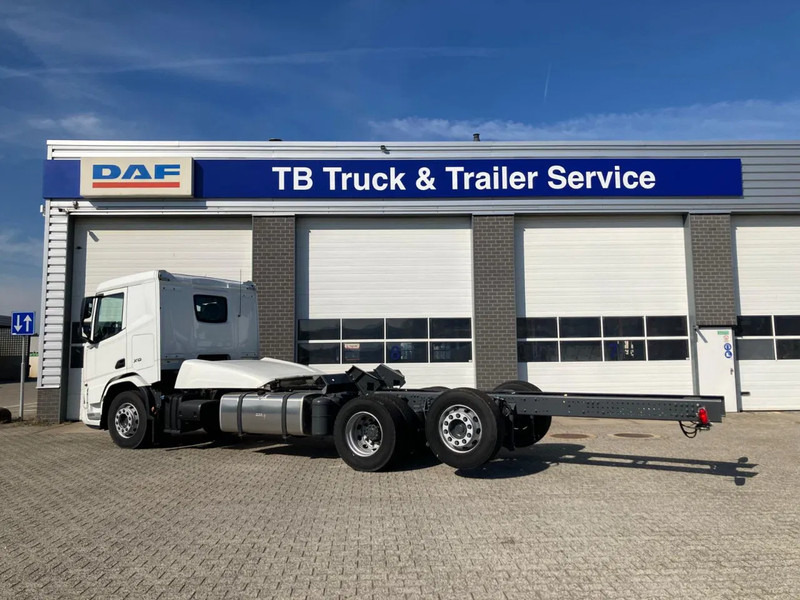 DAF XD 450 FAN CHASSIS SLEEPER CAB PTO STEERING LIFTAXLE 480WB - NEW - Chassis lastebil: bilde 2 DAF XD 450 FAN CHASSIS SLEEPER CAB PTO STEERING LIFTAXLE 480WB - NEW - Chassis lastebil: bilde 2