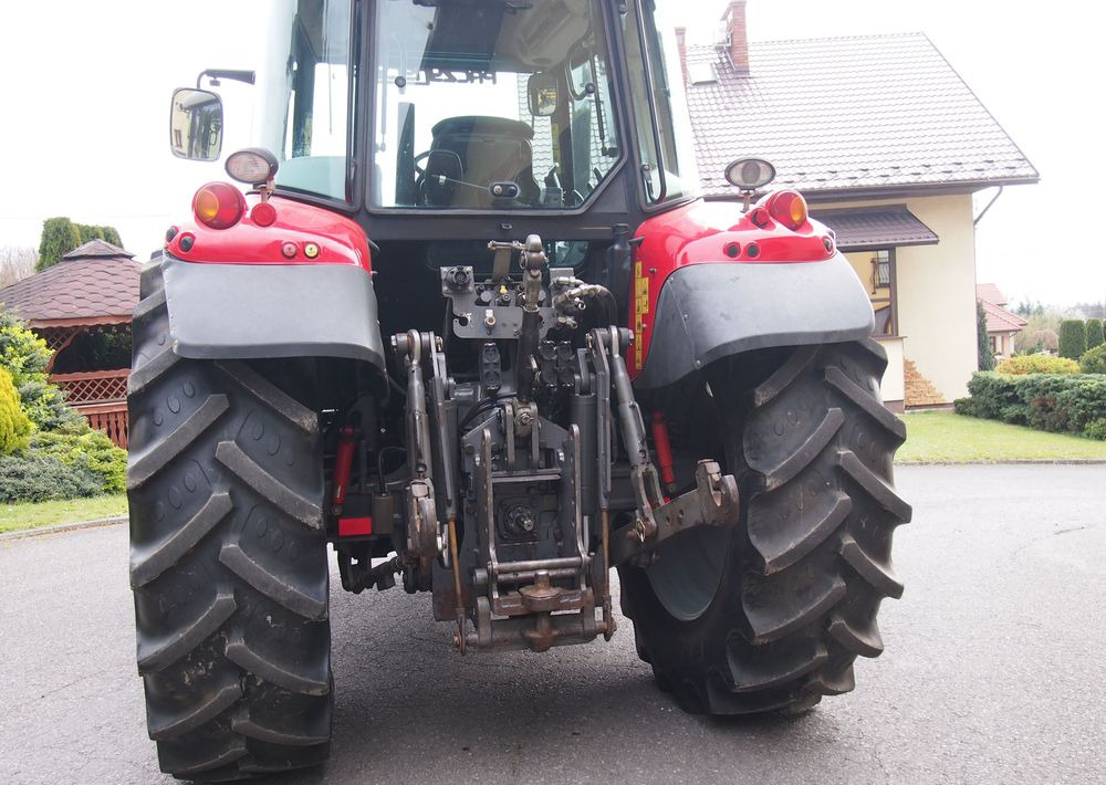 Ciągnik Massey Ferguson MF 6455 Dyna6 2013 Ciągnik Massey Ferguson 6455+TUZ - Traktor: bilde 5 Ciągnik Massey Ferguson MF 6455 Dyna6 2013 Ciągnik Massey Ferguson 6455+TUZ - Traktor: bilde 5