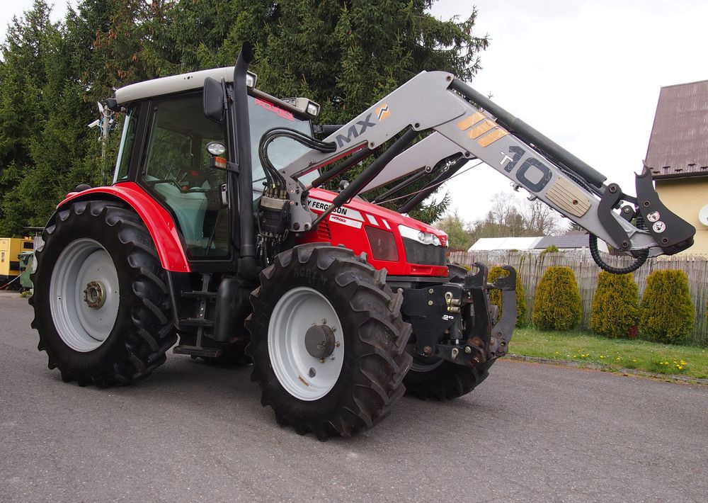 Ciągnik Massey Ferguson MF 6455 Dyna6 2013 Ciągnik rolniczy Massey Ferguson z Ładowaczem i TUZ-em - Traktor: bilde 1 Ciągnik Massey Ferguson MF 6455 Dyna6 2013 Ciągnik rolniczy Massey Ferguson z Ładowaczem i TUZ-em - Traktor: bilde 1