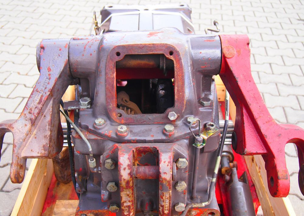 Części do Ciągnika Massey Ferguson MF 3000, 6000 Tylny most z podnośnikiem od MF 3000, 6000 - Bakaksel for Landbruksteknikk: bilde 4 Części do Ciągnika Massey Ferguson MF 3000, 6000 Tylny most z podnośnikiem od MF 3000, 6000 - Bakaksel for Landbruksteknikk: bilde 4