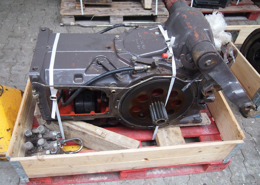 Części do Ciągnika Massey Ferguson MF 3000, 6000 Tylny most z podnośnikiem od MF 3000, 6000 - Bakaksel for Landbruksteknikk: bilde 5 Części do Ciągnika Massey Ferguson MF 3000, 6000 Tylny most z podnośnikiem od MF 3000, 6000 - Bakaksel for Landbruksteknikk: bilde 5