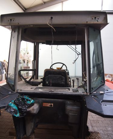 Części do Ciągnika Massey Ferguson MF 3050, 3060, 3070, 3080, 3090 Kabina do Massey Ferguson serii 30.. , 31.. , 36.. - Førerhus for Landbruksteknikk: bilde 2 Części do Ciągnika Massey Ferguson MF 3050, 3060, 3070, 3080, 3090 Kabina do Massey Ferguson serii 30.. , 31.. , 36.. - Førerhus for Landbruksteknikk: bilde 2