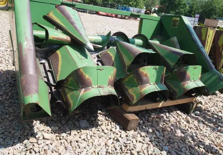 Heder John deere do kukurydzy 4 rzędowy claas john deere - Skjærebord for mais: bilde 5 Heder John deere do kukurydzy 4 rzędowy claas john deere - Skjærebord for mais: bilde 5