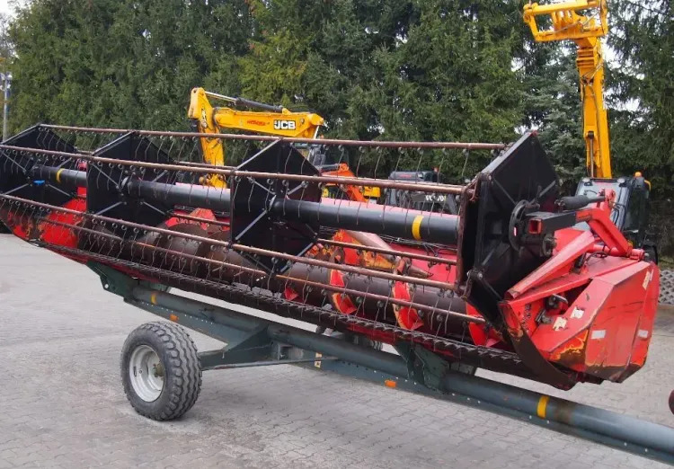 Heder Massey Ferguson Szerokość 5m pasuje do 32, 34, 36, 38, 42, 7254, 7272, 7278 - Skjærebord: bilde 2 Heder Massey Ferguson Szerokość 5m pasuje do 32, 34, 36, 38, 42, 7254, 7272, 7278 - Skjærebord: bilde 2