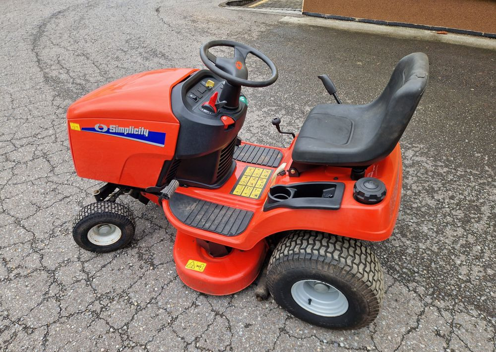 Kosiarka traktorek Simplicity Regent 18,5 Kosiarka Simplicity - Gressklipper: bilde 3 Kosiarka traktorek Simplicity Regent 18,5 Kosiarka Simplicity - Gressklipper: bilde 3