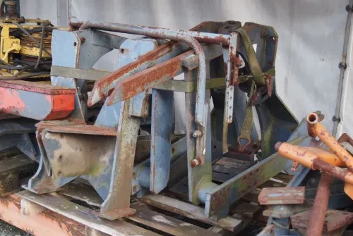 Ładowacz czołowy Tur do ciągnika MF NW JD CLAAS RENAULT - Frontlaster for traktor: bilde 4 Ładowacz czołowy Tur do ciągnika MF NW JD CLAAS RENAULT - Frontlaster for traktor: bilde 4