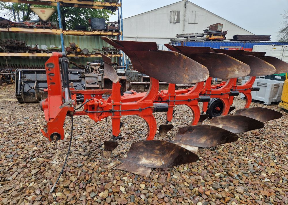 Pług obrotowy GREGOIRE-BESSON 2002 Pług 4 skibowy obrotowy Gregoire-Besson - Plog: bilde 1 Pług obrotowy GREGOIRE-BESSON 2002 Pług 4 skibowy obrotowy Gregoire-Besson - Plog: bilde 1