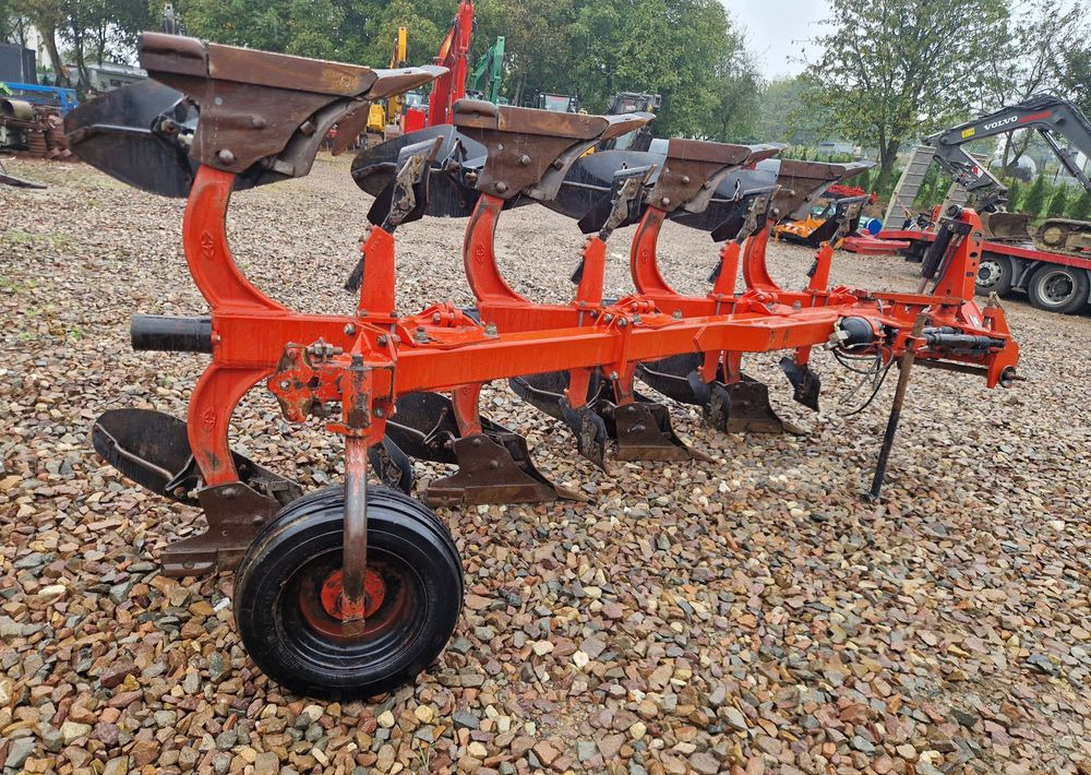 Pług obrotowy GREGOIRE-BESSON 2002 Pług 4 skibowy obrotowy Gregoire-Besson - Plog: bilde 5 Pług obrotowy GREGOIRE-BESSON 2002 Pług 4 skibowy obrotowy Gregoire-Besson - Plog: bilde 5