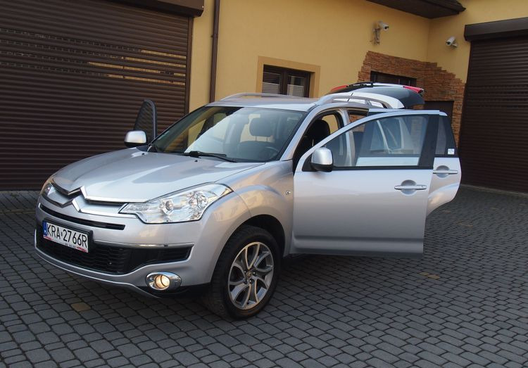 Samochód Citroen C-Crosser 2.2 HDI 2010 Samochód osobowy SUW 4x4 - Personenbil: bilde 1 Samochód Citroen C-Crosser 2.2 HDI 2010 Samochód osobowy SUW 4x4 - Personenbil: bilde 1