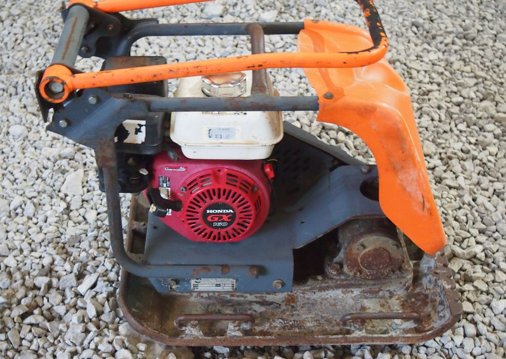 Ubijarka Belle PC5000E 2009 Zagęszczarka ubijarka Bella - Vibroplate: bilde 2 Ubijarka Belle PC5000E 2009 Zagęszczarka ubijarka Bella - Vibroplate: bilde 2