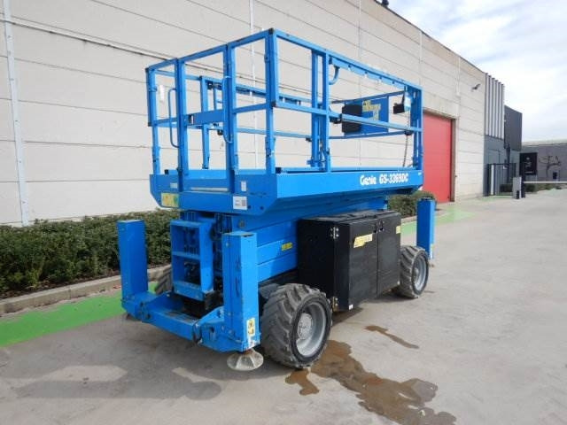Genie GS3369DC - Sakselift: bilde 2 Genie GS3369DC - Sakselift: bilde 2