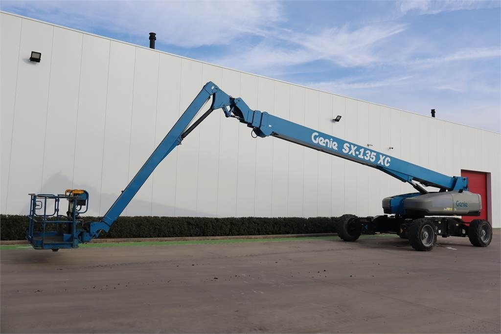 Genie SX135XC - Teleskoplift: bilde 2 Genie SX135XC - Teleskoplift: bilde 2