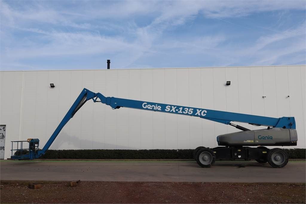 Genie SX135XC - Teleskoplift: bilde 1 Genie SX135XC - Teleskoplift: bilde 1